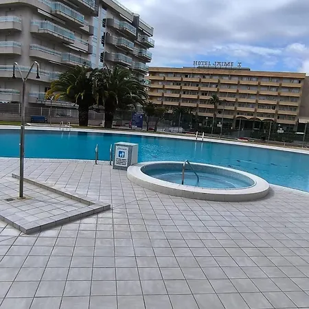 En El Centro De Salou, Playa , Padel , Tenis Y Piscina, Complejo Larimar Appartement *
