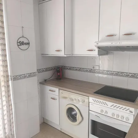 En El Centro De Salou, Playa , Padel , Tenis Y Piscina, Complejo Larimar Appartement *