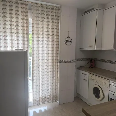 En El Centro De Salou, Playa , Padel , Tenis Y Piscina, Complejo Larimar Salou